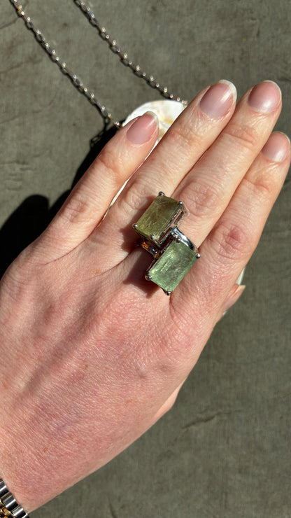 Aquamarine Treasure Ring