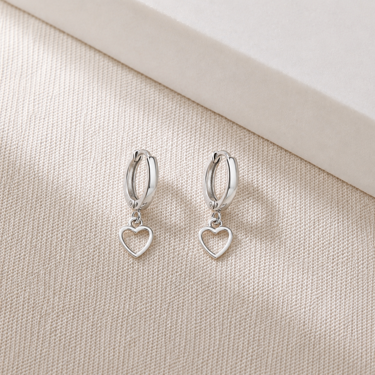 Annabelle Huggie Hoops