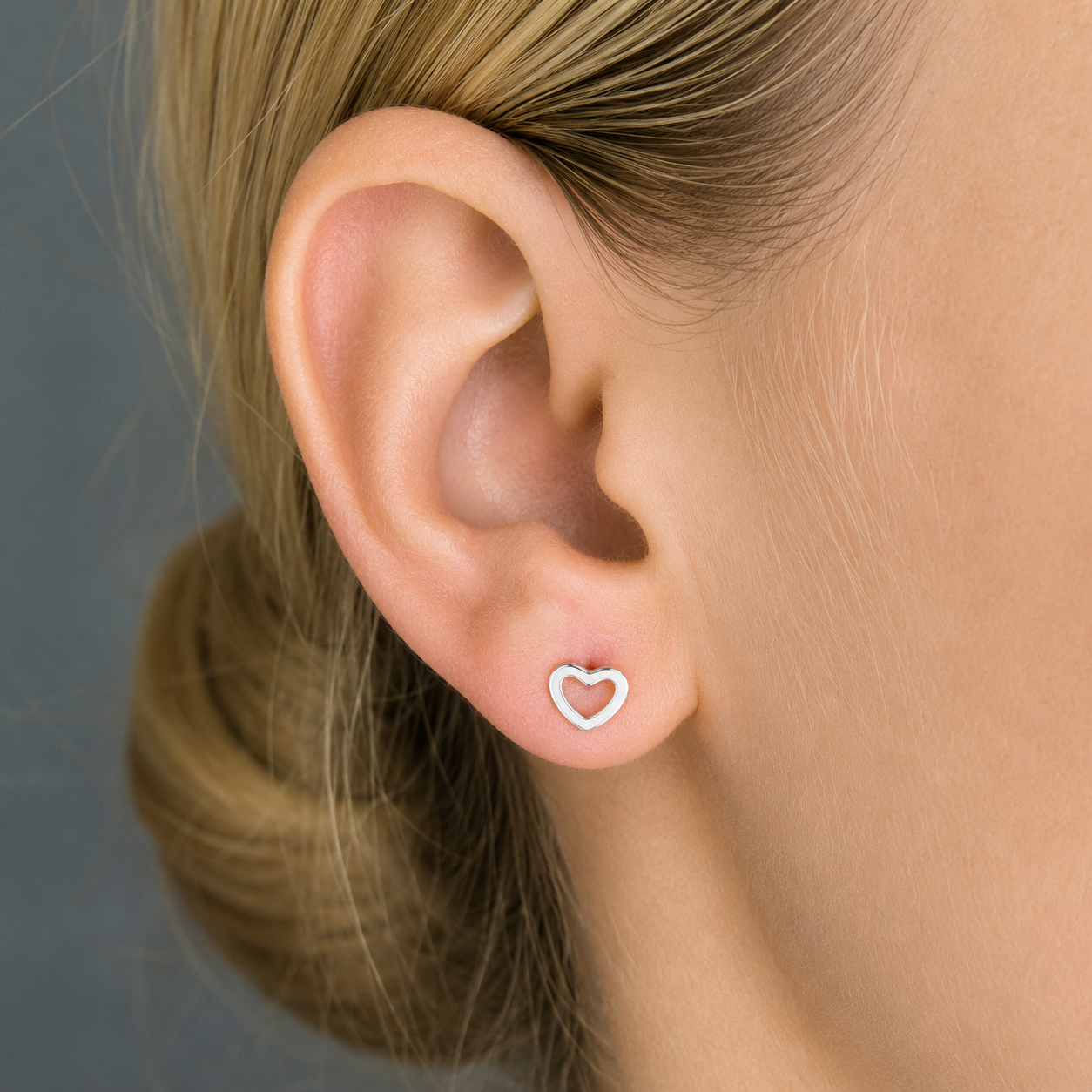 Mini Open Heart Studs