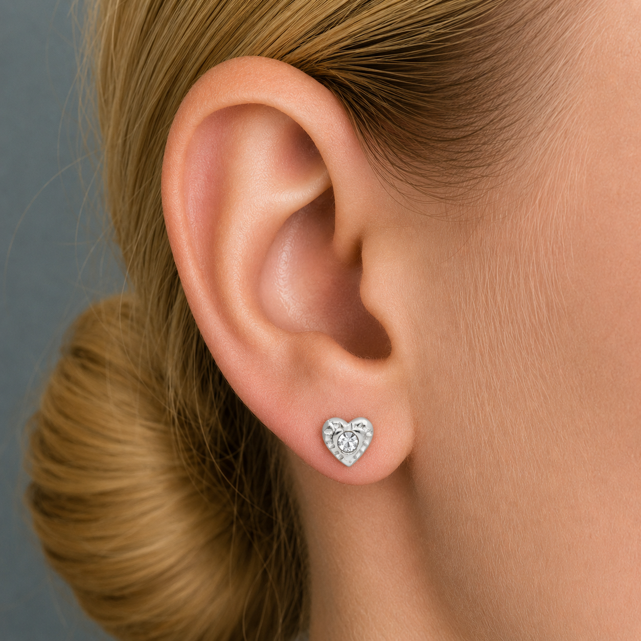 Dainty Heart Studs