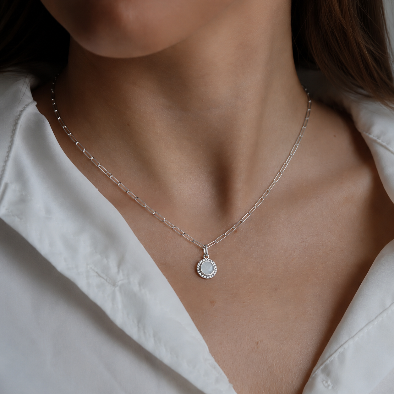 Sparkle Disc Trace Necklace