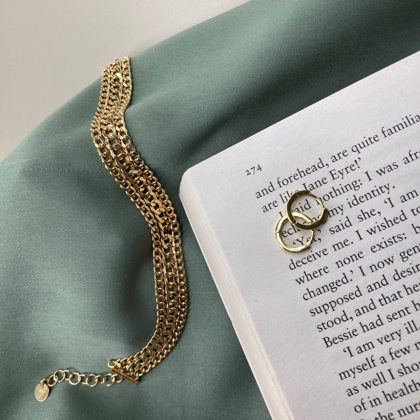 Essential Huggie Hoops