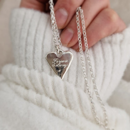 Hand Engraved Maxi Heart Trace Chain