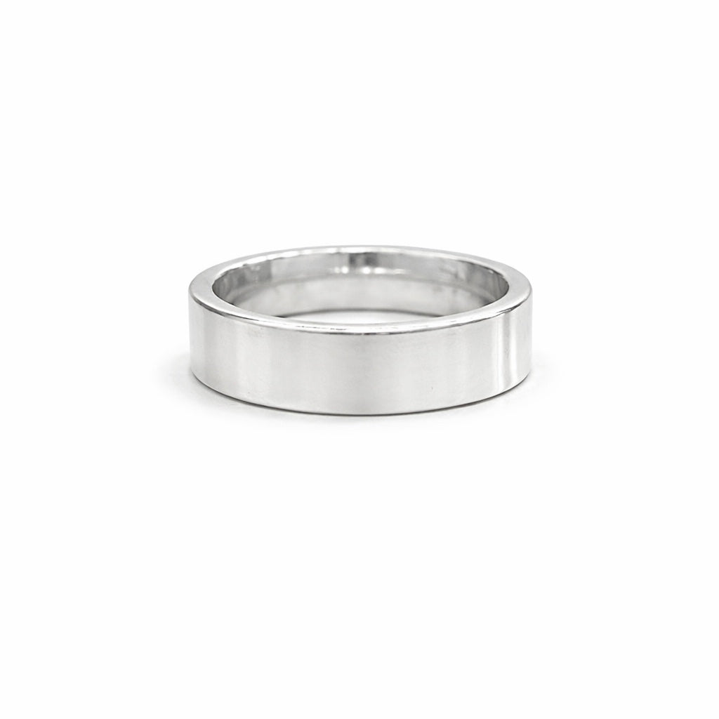 Mens maxi band ring on a white background 